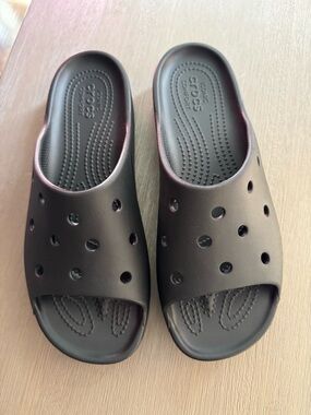 CROCS Iconic Comfort Slide Platform Sandals Slides NEW